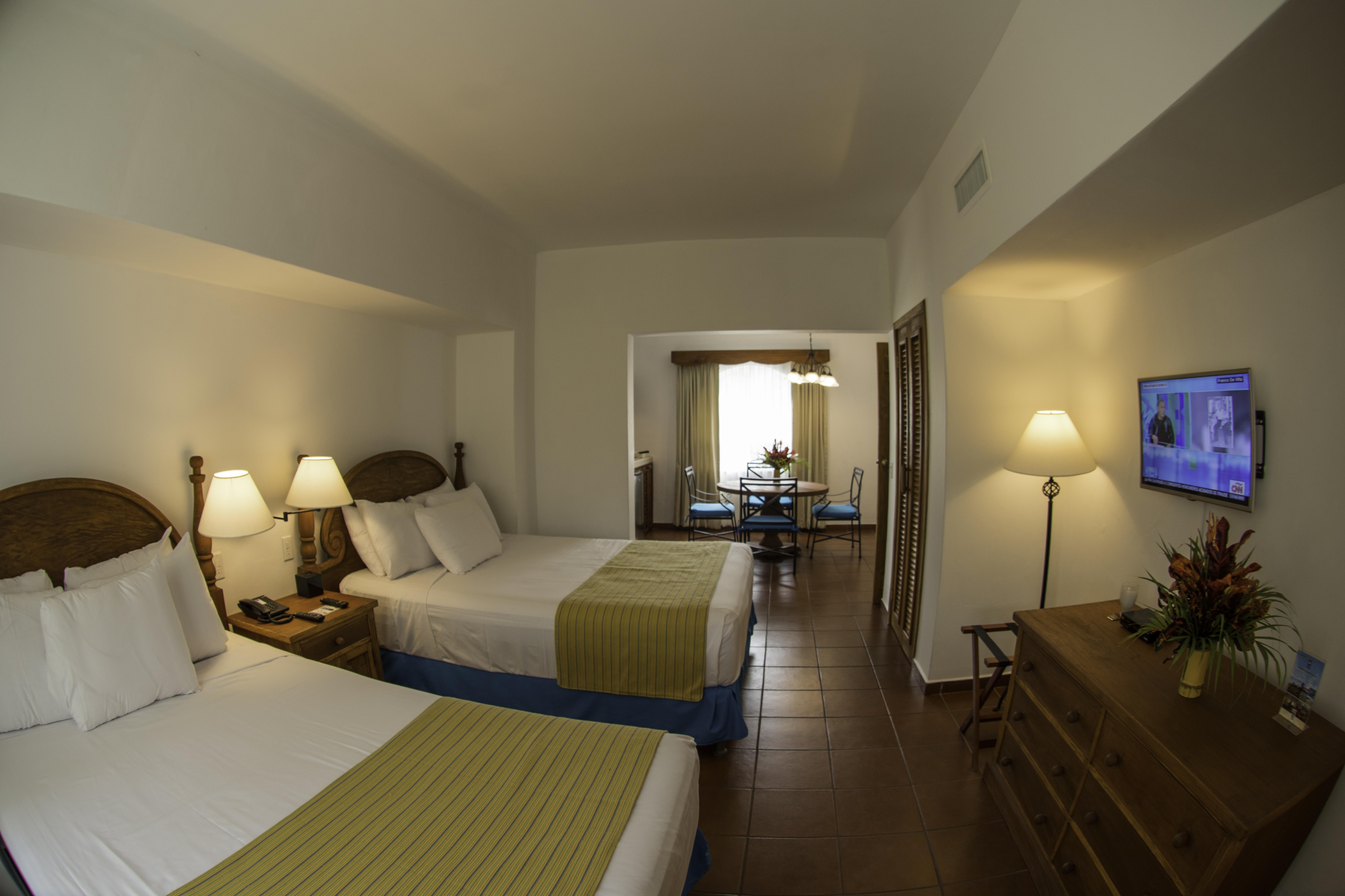 Amatique Bay Hotel Пуерто Бариос Екстериор снимка